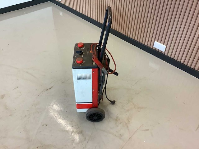 Ferve f-925 starthulp/acculader - afbeelding 5 van  12