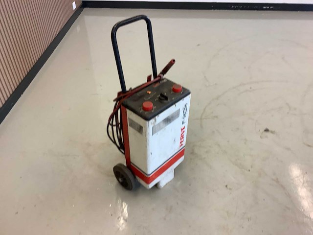 Ferve f-925 starthulp/acculader - afbeelding 9 van  12
