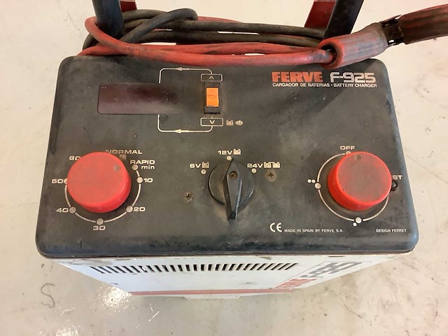 Ferve f-925 starthulp/acculader - afbeelding 11 van  12