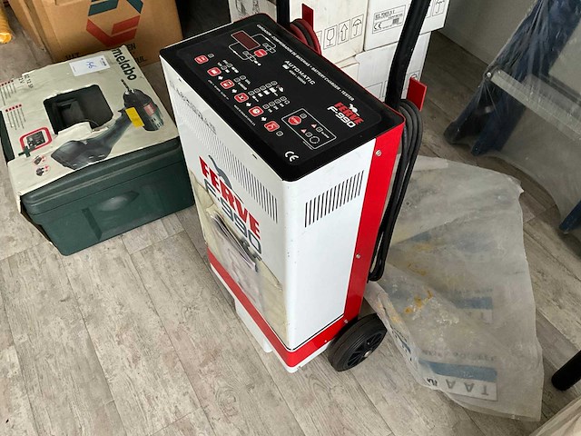 Ferve f-990 acculader - afbeelding 3 van  4