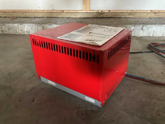 Ferve stc 12/20 acculader - afbeelding 3 van  5