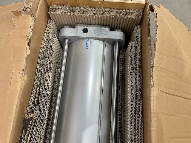 Festo - dngzk-200-1200-ppv-a - pneumatische cilinder - afbeelding 2 van  6