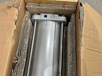 Festo - dngzk-200-1200-ppv-a - pneumatische cilinder - afbeelding 2 van  6