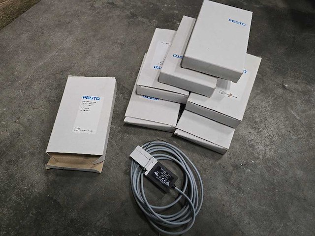 Festo - mha2-ms1h-5/2-2-k - magneetventiel (7x) - afbeelding 1 van  5