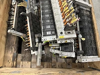 Festo - partij pneumatische ventieleilanden / manifolds met bekabeling en slangen - afbeelding 7 van  7