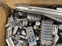 Festo - pneumatiek - partij ventielblokken, cilinders/actuatoren & drukregelaars - afbeelding 8 van  12