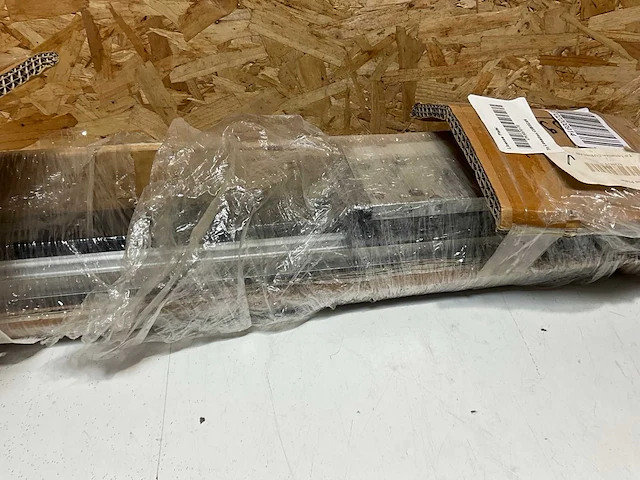 Festo dgc-40-350-kf lineaire aandrijving - afbeelding 1 van  4