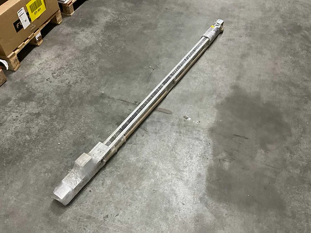 Festo dge-40-1500-zr-rf-lh-rk-gk-kg tandriemas - afbeelding 2 van  5
