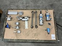 Festo diverse pneumatische onderdelen - afbeelding 2 van  9