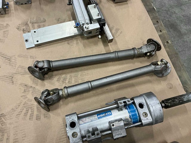 Festo diverse pneumatische onderdelen - afbeelding 5 van  9