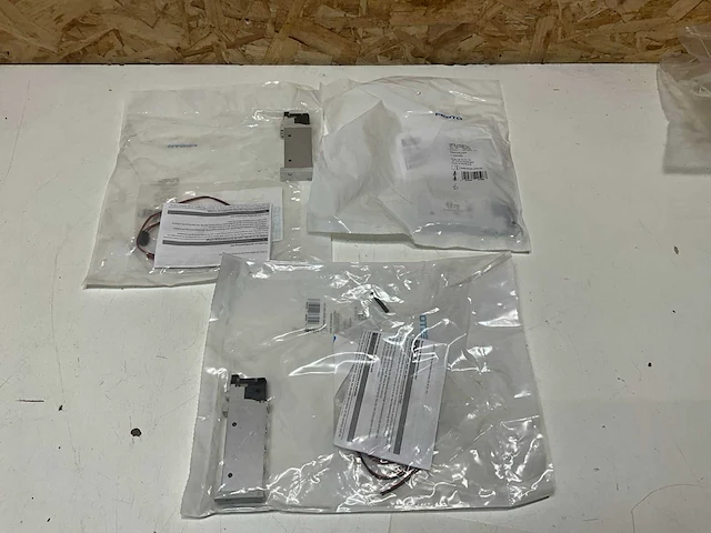 Festo magneetventiel vuvg-l14-m52-mt-g18-1h2l-w1 578164 (3x) - afbeelding 2 van  6