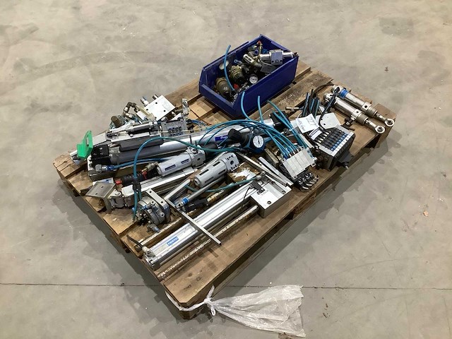 Festo onderdelen - afbeelding 1 van  6