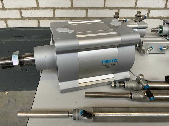 Festo pneumatische componenten (13x) - afbeelding 6 van  13
