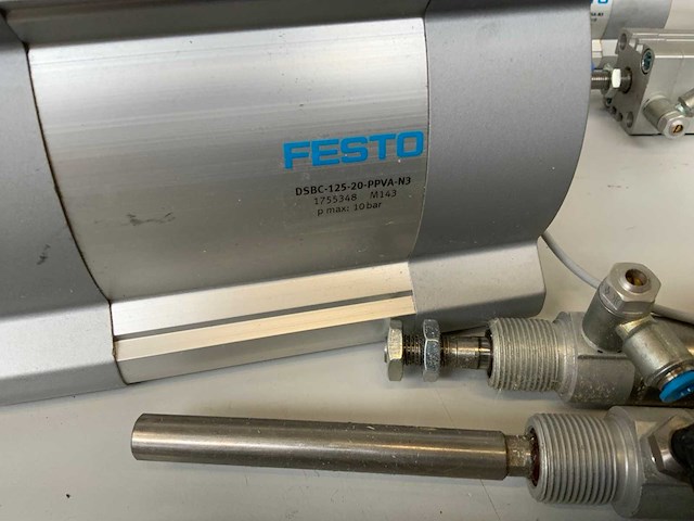 Festo pneumatische componenten (13x) - afbeelding 7 van  13