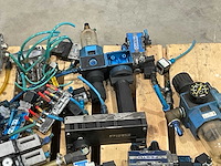 Festo pneumatische onderdelen - afbeelding 2 van  11