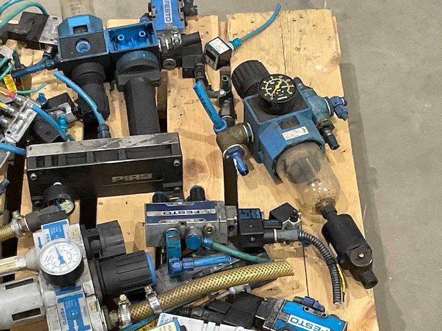 Festo pneumatische onderdelen - afbeelding 11 van  11