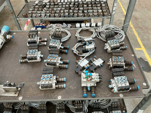 Festo pneumatische ventielen - afbeelding 6 van  12