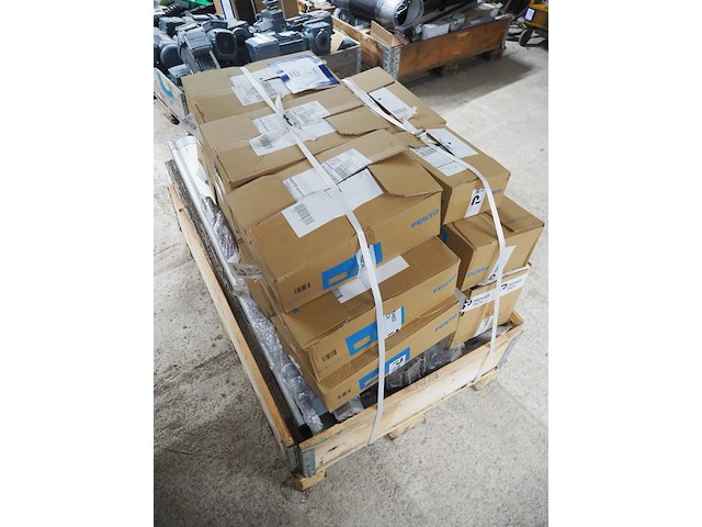 Festo - afbeelding 3 van  8