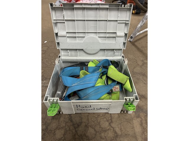 Festool systainer met harnassen - afbeelding 1 van  3