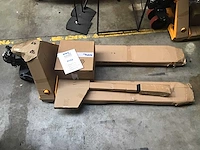 Fetra 2122 hand hydraulische palletwagen met weegschaal 2026 | nieuw - afbeelding 3 van  4