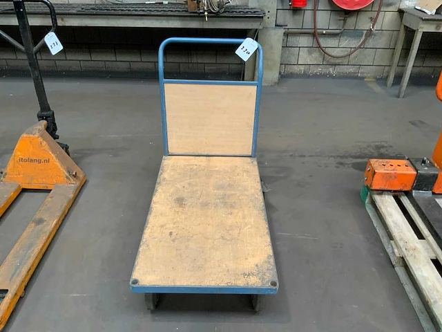 Fetra plateauwagen - afbeelding 2 van  2