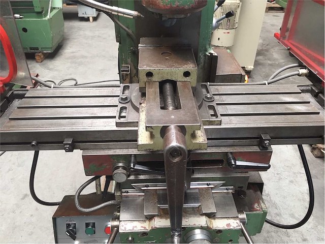 Fexac - ue - universele freesmachine - afbeelding 3 van  11