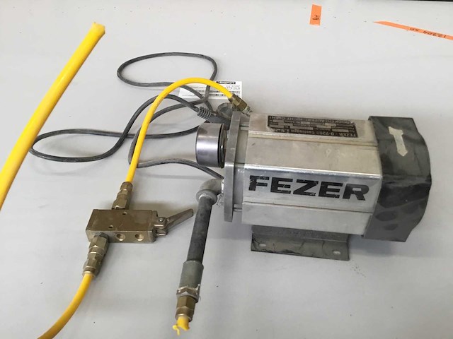 Fezer d-7300 vacuümpomp - afbeelding 3 van  4