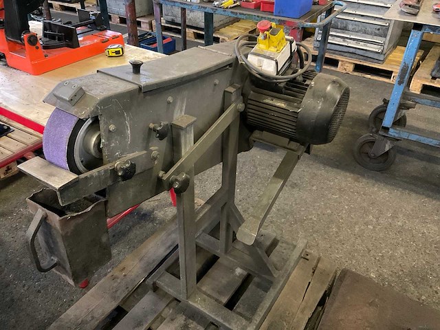Ffd b 75-2000 bandschuurmachine - afbeelding 3 van  6