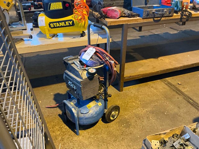 Fiac 2.5cv luchtcompressor - afbeelding 2 van  4