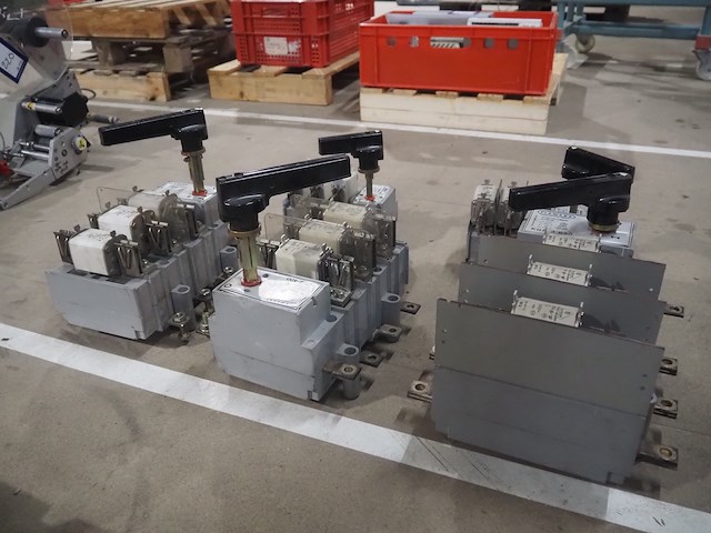 F.i.a.m.e.s.a. - afbeelding 11 van  16