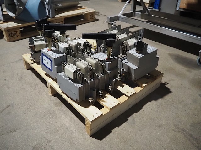 F.i.a.m.e.s.a. - afbeelding 4 van  11