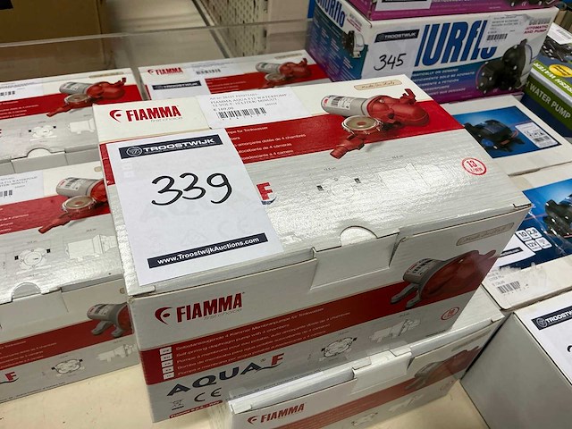 Fiamma aqua f 12v waterpomp - afbeelding 1 van  3