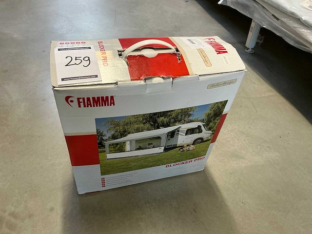 Fiamma blocker pro voorwand - afbeelding 1 van  3