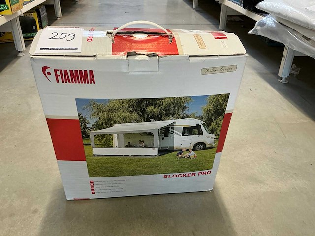 Fiamma blocker pro voorwand - afbeelding 2 van  3