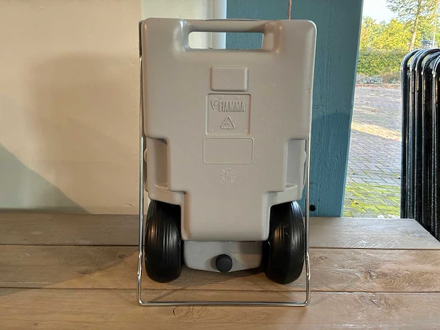 Fiamma roll-tank 23 vuilwatertank - afbeelding 4 van  6