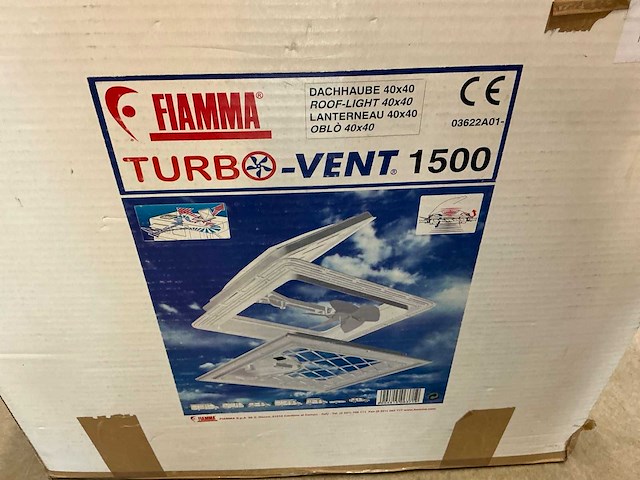 Fiamma turbo-vent 1500 dakluik met ventilator - afbeelding 2 van  3