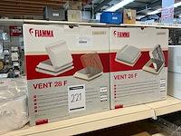 Fiamma vent 28 f dakluik (2x) - afbeelding 1 van  6