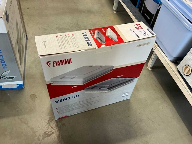 Fiamma vent 50 dakluik - afbeelding 1 van  4