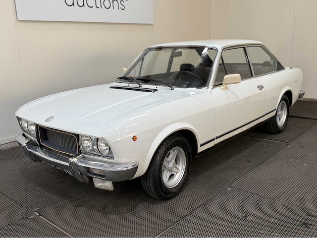 Fiat - 124 - sport - oldtimer - 1973 - afbeelding 1 van  28