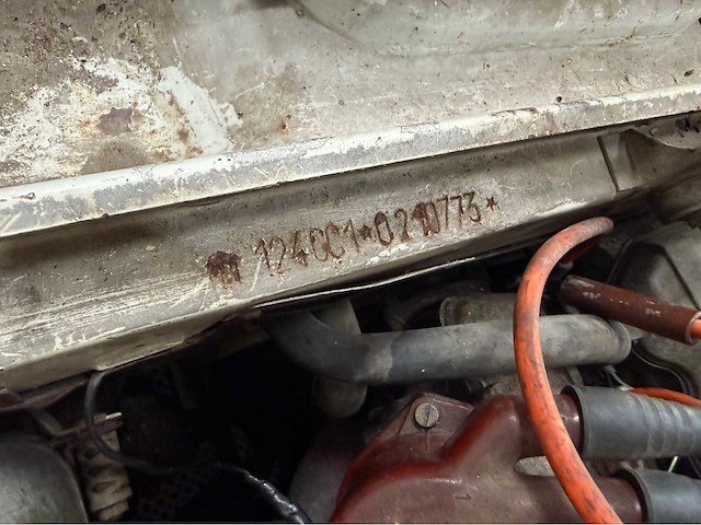 Fiat - 124 - sport - oldtimer - 1973 - afbeelding 19 van  28