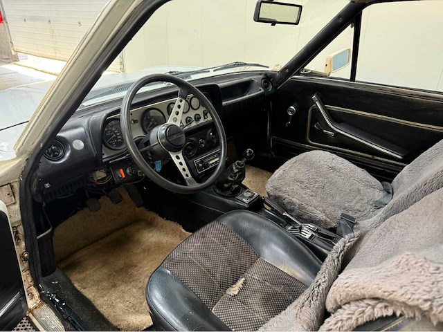Fiat - 124 - sport - oldtimer - 1973 - afbeelding 5 van  14