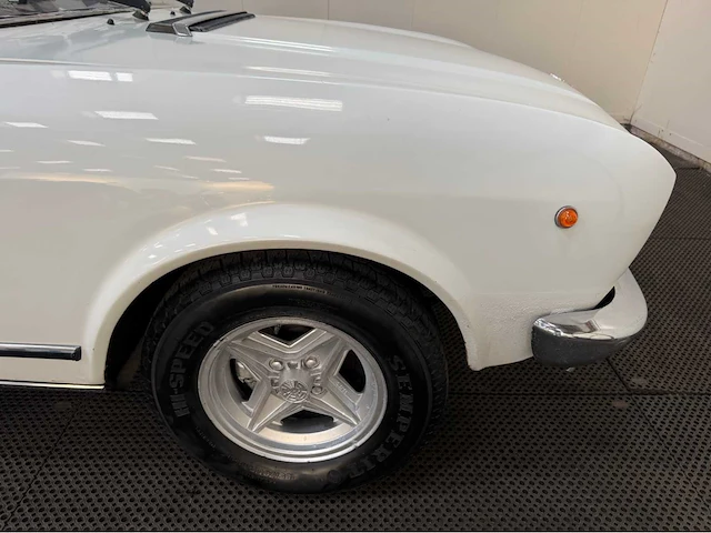 Fiat - 124 - sport - oldtimer - 1973 - afbeelding 15 van  34