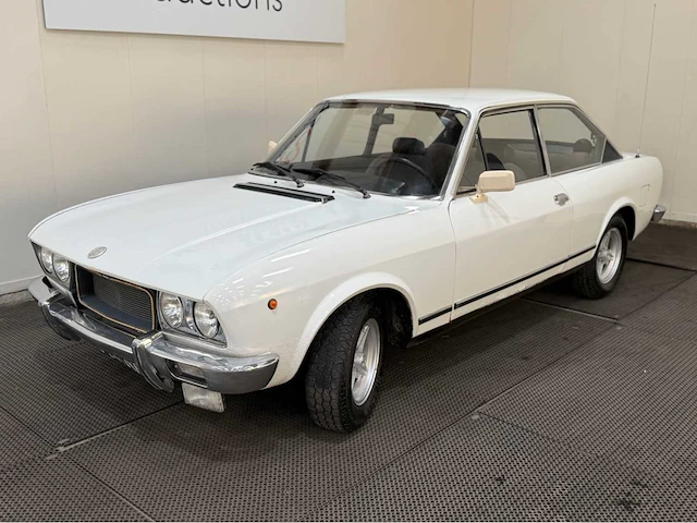 Fiat - 124 - sport - oldtimer - 1973 - afbeelding 29 van  34