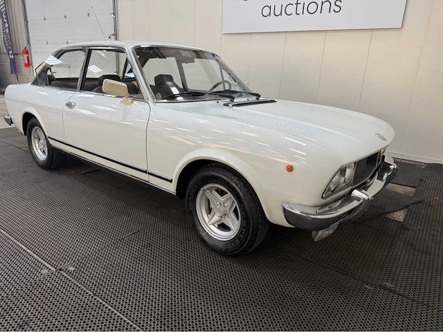 Fiat - 124 - sport - oldtimer - 1973 - afbeelding 34 van  34