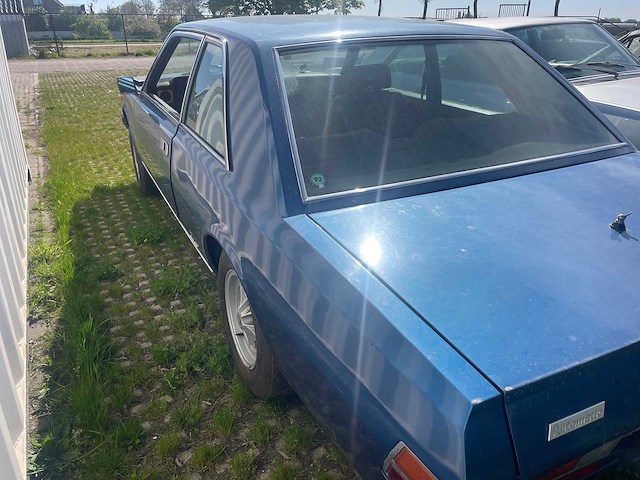 Fiat - 130 coupé automatic - 3200 v6 pininfarina - fiat 130 coupé automatic 3200 v6 pininfarina - afbeelding 9 van  12