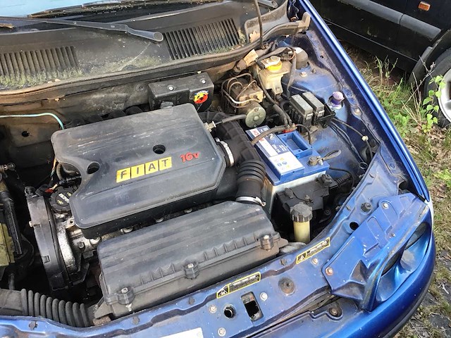 Fiat - 2000 - punto cabrio - 1.2-16v 85 elx - personenauto - afbeelding 16 van  37