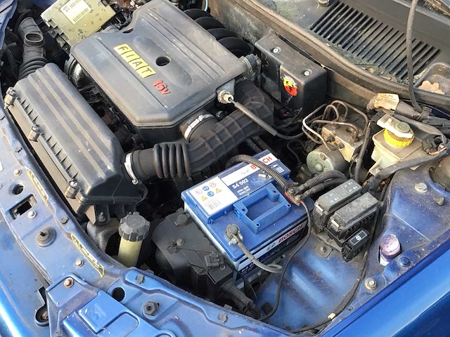 Fiat - 2000 - punto cabrio - 1.2-16v 85 elx - personenauto - afbeelding 17 van  37