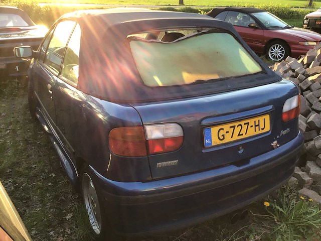 Fiat - 2000 - punto cabrio - 1.2-16v 85 elx - personenauto - afbeelding 23 van  37