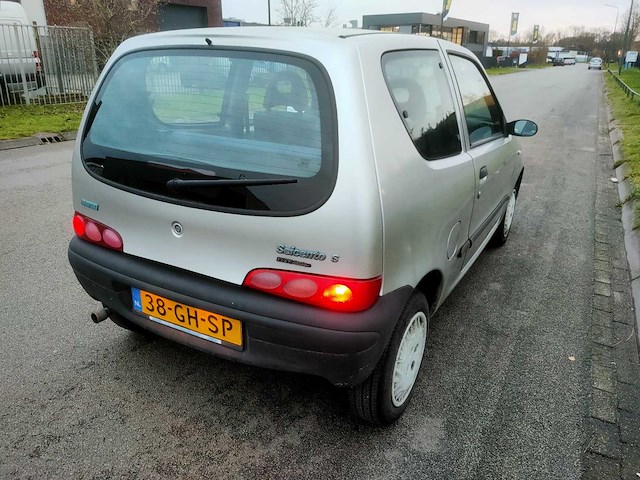 Fiat - 2000 - seicento - 1.1 s - 39-gh-sp - afbeelding 10 van  14