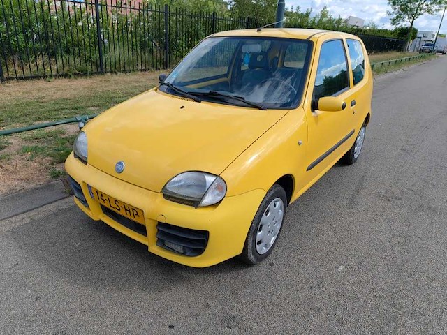 Fiat - 2003 - seicento - 1.1 active - 14-ls-hp - afbeelding 1 van  9